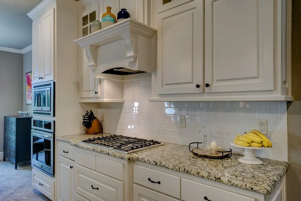 Cabinet Refacing Services