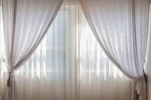 Curtain-Hanging-Services--in-Greensboro-North-Carolina-curtain-hanging-services-greensboro-north-carolina.jpg-image